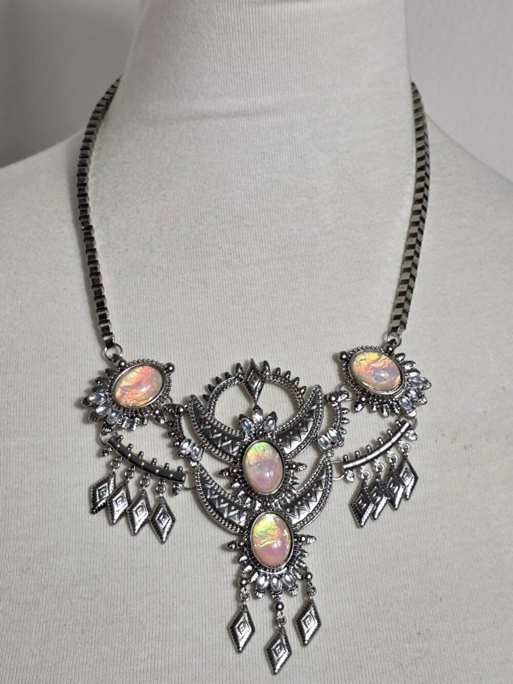 Silver Tone Ornate Boho-Style Necklace Tribal Pattern Milky Iridescent Stones